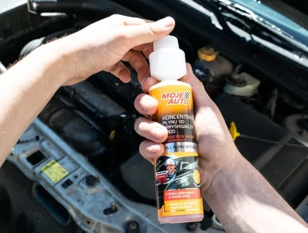 MOJE AUTO KONCENTRAT PŁYNU DO SPRYSKIWACZY POMARAŃCZOWY 250 ML 19-088