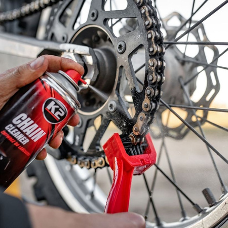 K-2 SZCZOTKA DO CZYSZCZENIA ŁAŃCUCHÓW MOT. W612